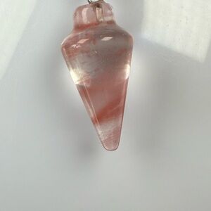 Elegant Pink Pendant Necklace